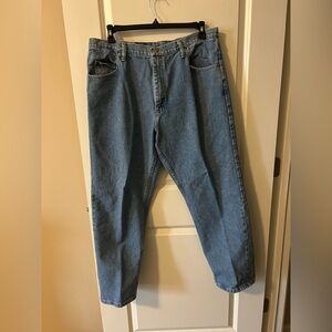 Wrangler Relaxed Fit Blue Jeans